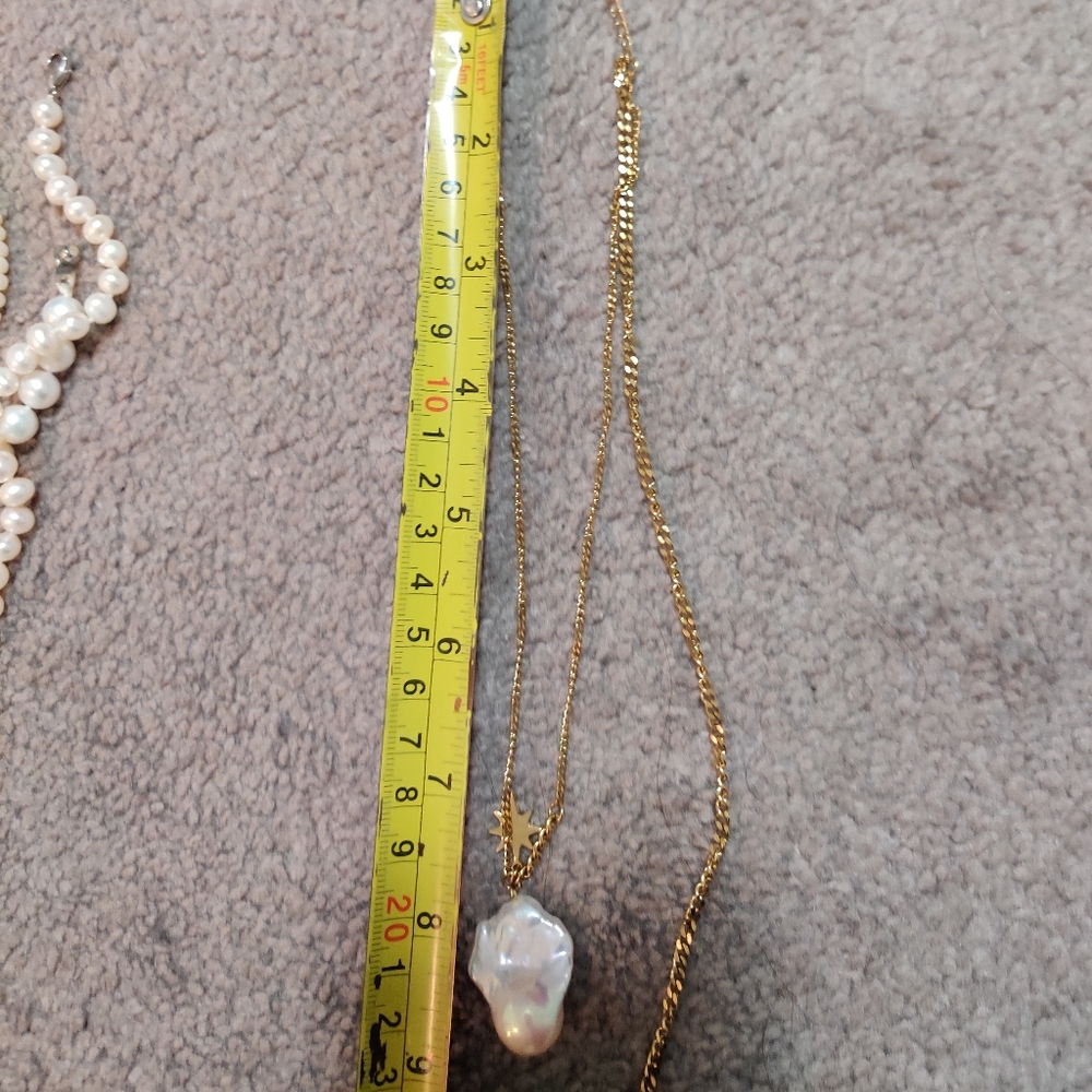 Layered baroque pearl necklace